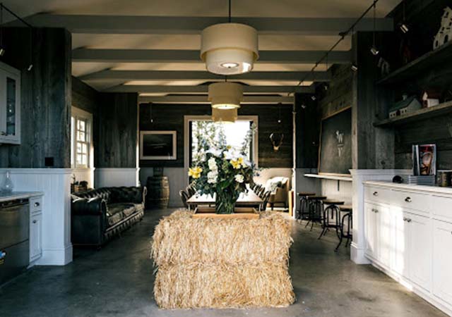 Wren Hop Vineyards Tasting Room Interior